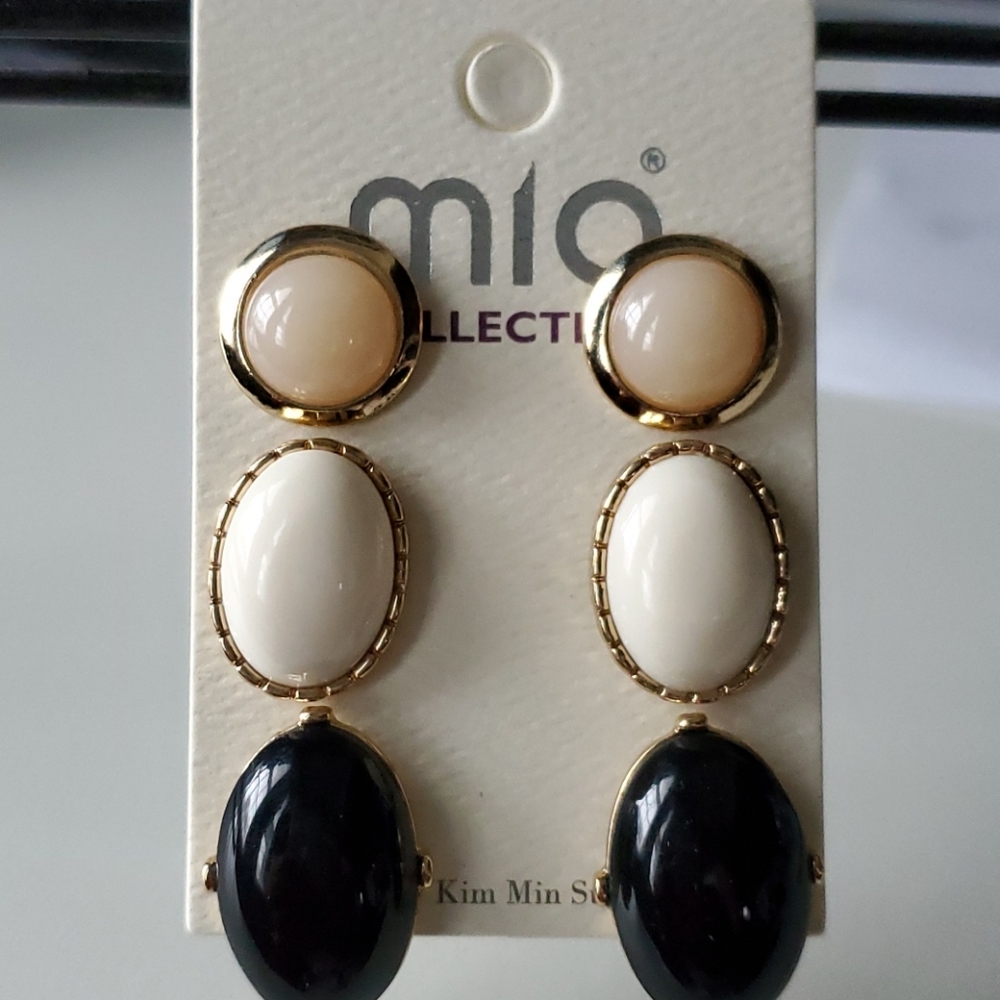 Mia Collection Earrings